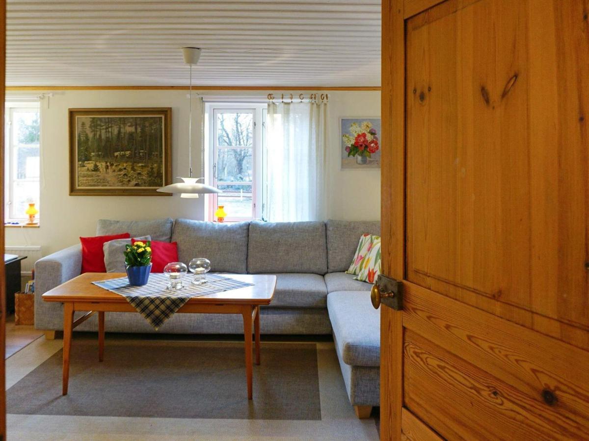 6 Person Holiday Home In Alsterbro Kättilstorp 外观 照片